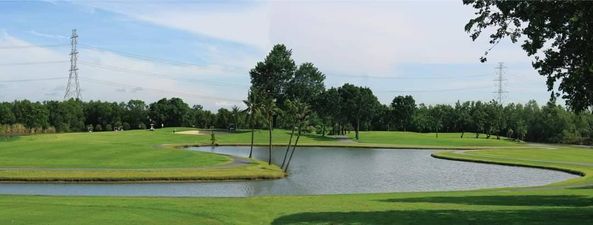 Northern Rangsit Golf Club golf golf cart and golf course-2