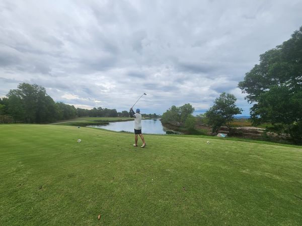 331 Golf Club 1 person nature and golf course 331 Golf Club 1 person nature and golf course