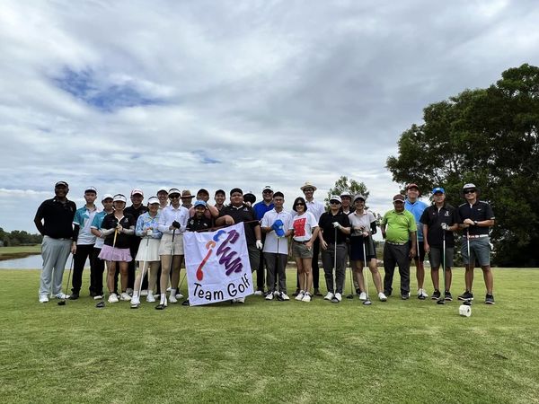 331 Golf Club ไม่มีคำอธิบายรูปภาพ 331 Golf Club ไม่มีคำอธิบายรูปภาพ