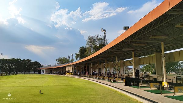 Thana City Country Club 5 people and outdoors