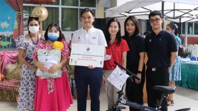 Mr. Adisak Soontaros, General Manager-Alpine Golf Club and staff deliver gifts and happiness to schools in the area of Klong 5 sub-district and Rangsit Babie’s Home on the occasion of Children's Day 2023 to encourage youth and surrounding communities.