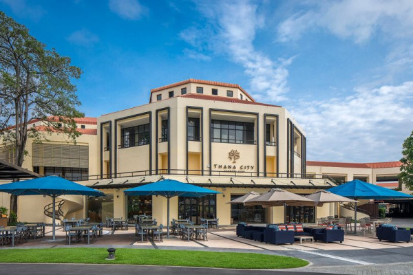 Thana City Country Club outdoors