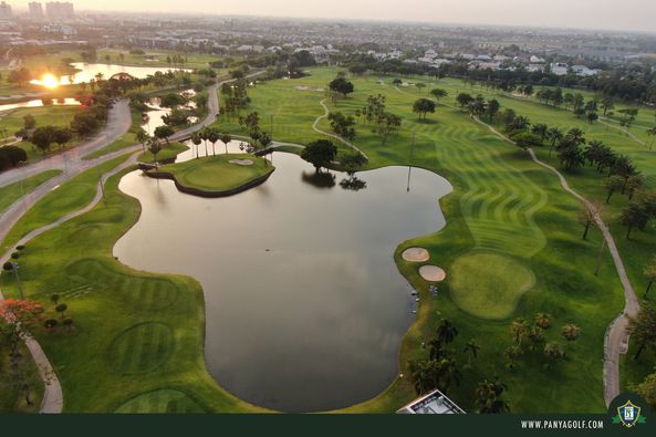 Panya Indra Golf Club golf course nature and grass