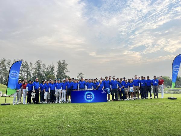 Summit Windmill Golf Club amp Residence 6 people people standing and outdoors
