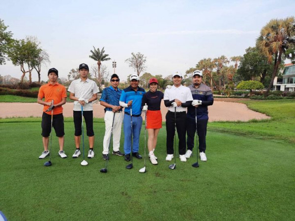 Legacy Golf Club 7 people and people standing