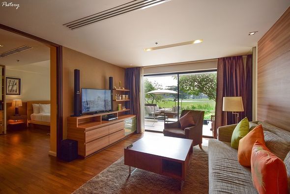 Summit Windmill Golf Club amp Residence furniture and living room