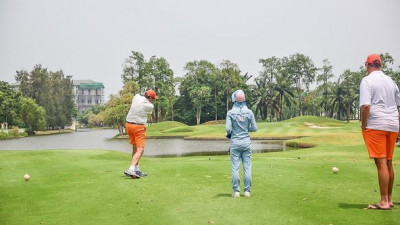 Good morning from Summit Windmill Golf Club #Thailan