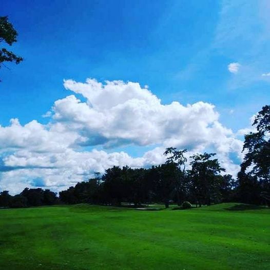 สนามกอล์ฟไดนาสตี้ แอนด์ คันทรีคลับ Dynasty Golf amp Country Club nature grass and golf course