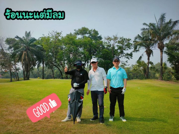 สนามกอล์ฟไดนาสตี้ แอนด์ คันทรีคลับ Dynasty Golf amp Country Club 3 people people golfing and ร้อนนะแต่มีลม มีลม เะแต่ GOODILE