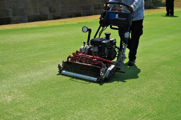 Nikanti Golf Club Nakhon Pathom 2 people people golfing grass and GREENSMASTER 1