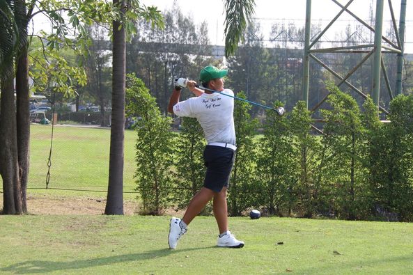 ศูนย์พัฒนากีฬากองทัพบก รามอินทรา 1 person golfing golf course and text