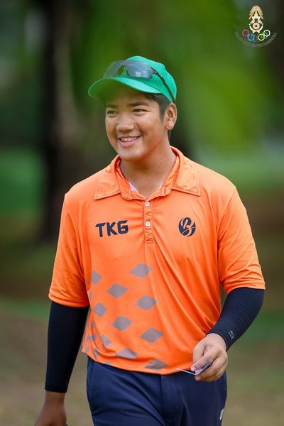 ศูนย์พัฒนากีฬากองทัพบก รามอินทรา 1 person golfing and TKG B