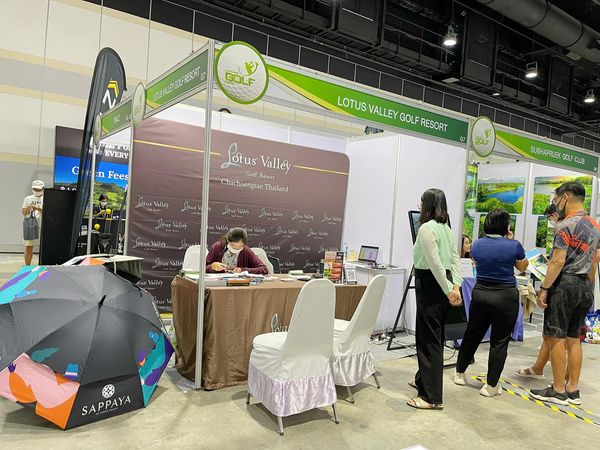 Lotus Valley Golf Resort 4 people and text