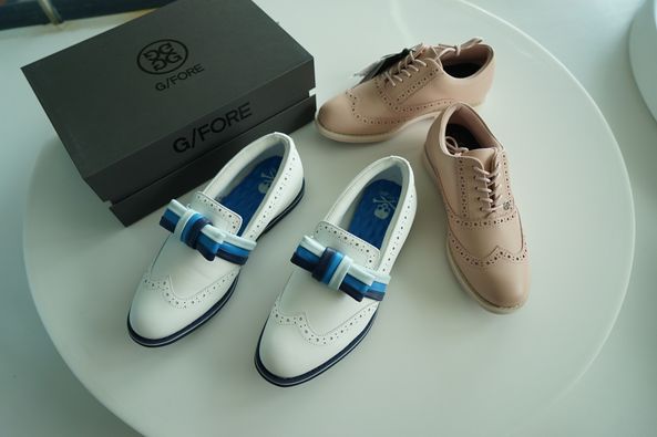 Nikanti Golf Club Nakhon Pathom espadrilles wingtip shoes and text