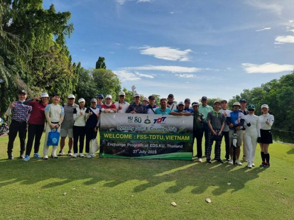 สนามกอล์ฟไดนาสตี้ แอนด์ คันทรีคลับ Dynasty Golf amp Country Club 12 people people golfing golf course and text