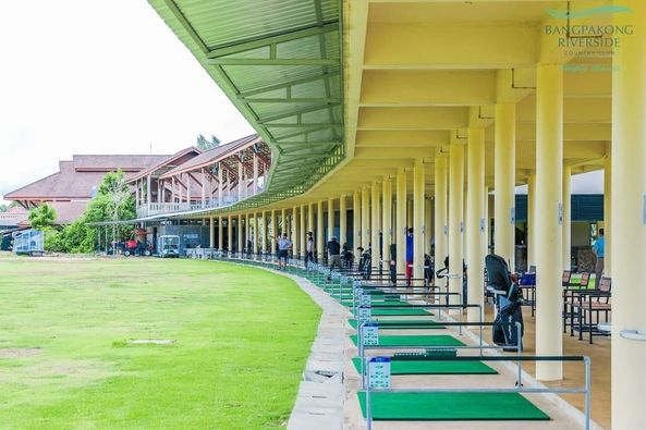 Bangpakong Riverside Country Club 5 people people golfing and golf course