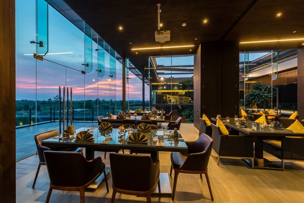 Nikanti Golf Club Nakhon Pathom lighting and twilight