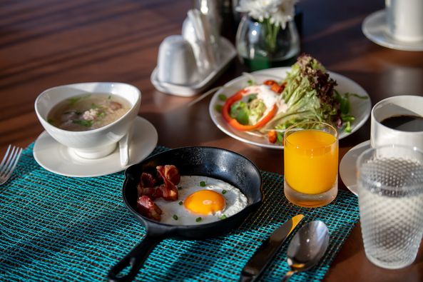 Nikanti Golf Club Nakhon Pathom poached egg and congee