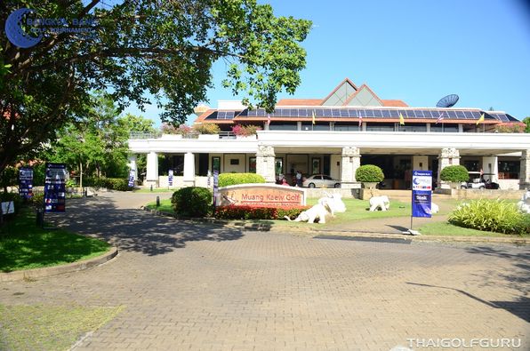 Muang Kaew Golf Course 2 people and text