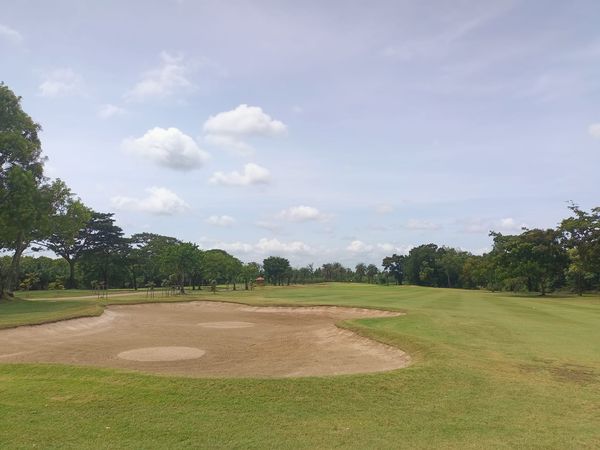 Bangpakong Riverside Country Club golf and golf course
