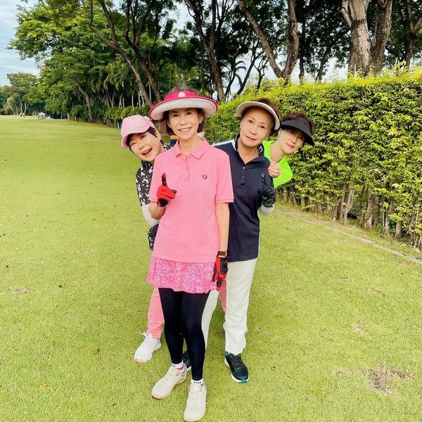 Krungthep Kreetha 3 people people golfing and golf course