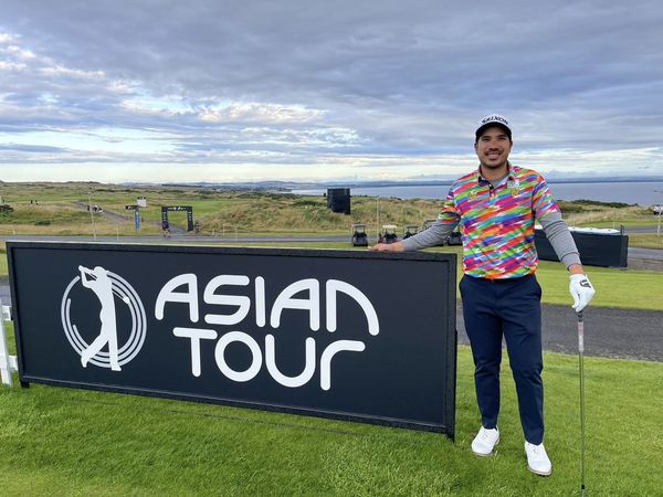 The Vintage Club 1 person golfing golf course and SRIXON ASIAN TOU