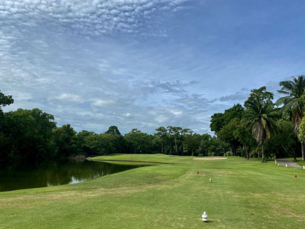 สนามกอล์ฟไดนาสตี้ แอนด์ คันทรีคลับ Dynasty Golf amp Country Club golf and golf course