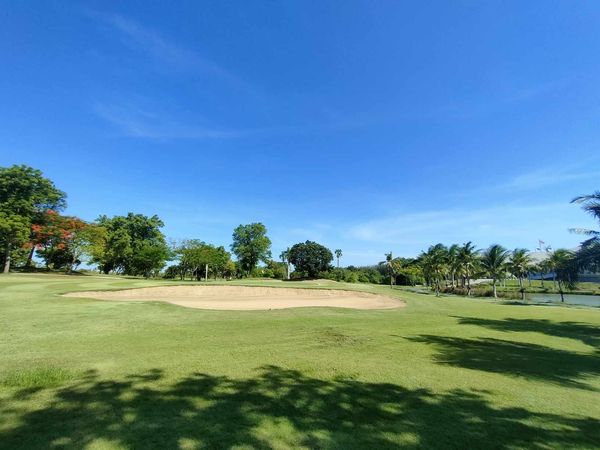 Uniland Golf amp Resort Thailand golf golf cart grass and golf course