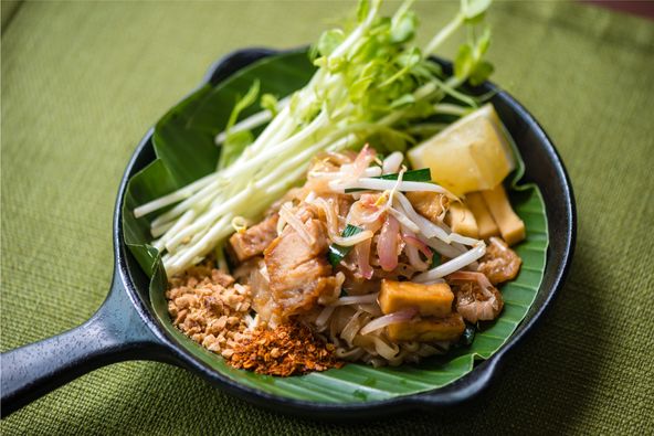 Nikanti Golf Club Nakhon Pathom nbsp shiitake mushrooms noodles tofu and ramen