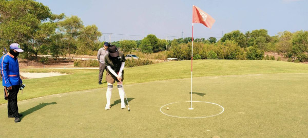 สนามกอล์ฟ 331 Golf Club nbsp 3 people people golfing and golf course-5