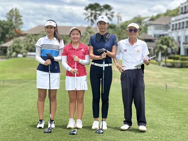 Alpinegolfresort Chiangmai 4 people people golfing and golf course