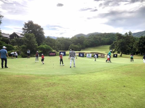 Chiangmai Highlands Golf and Spa Resort 11 people people golfing and golf course