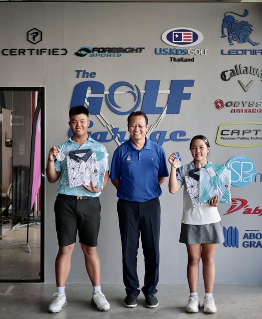 Alpinegolfresort Chiangmai 3 people people golfing and text