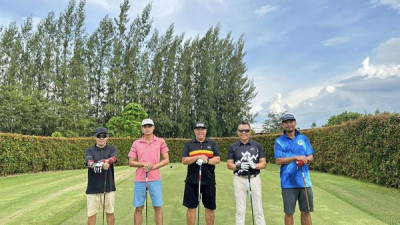 สนามกอล์ฟเป็นสถานที่ที่ทำให้เรามีความสุขอย่างแน่นอน