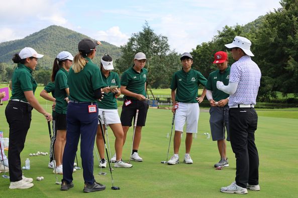 Alpinegolfresort Chiangmai 8 people people golfing golf course and text