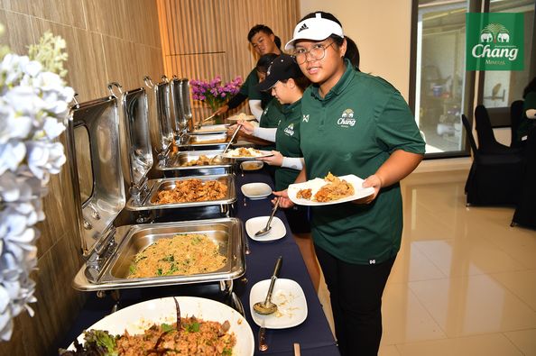 Alpinegolfresort Chiangmai 3 people and chow mein