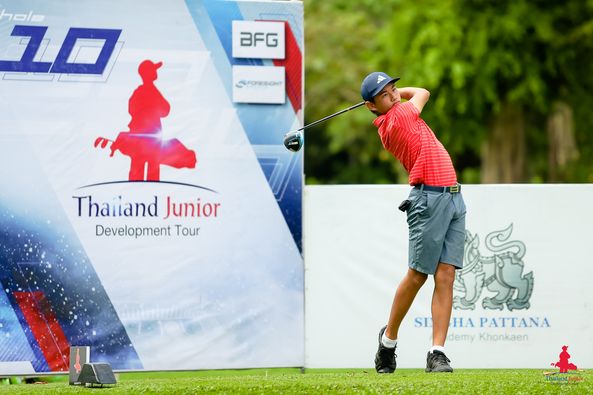 Alpinegolfresort Chiangmai 1 person golfing golf course and BFG 70 CSFORESIOHT Thailand Junior Development Tour SE Ha PATTANA demy Khonkaen