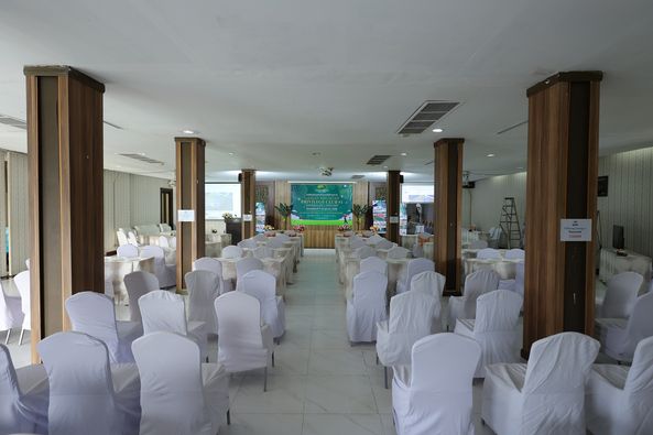 Gassan Khuntan Golf amp Resort Thailand nbsp table lighting and dais