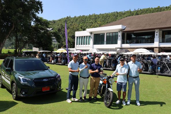 Alpinegolfresort Chiangmai nbsp 9 people people golfing golf cart and text