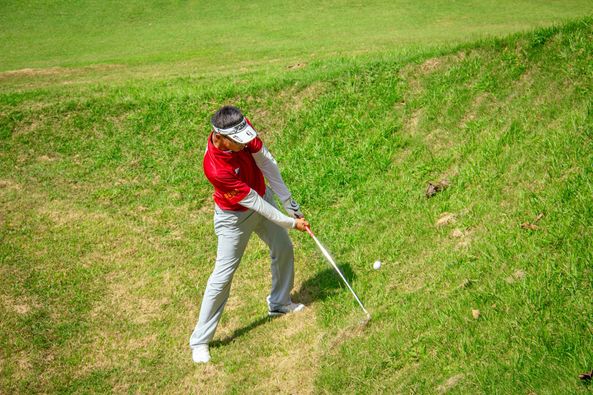 Gassan Khuntan Golf amp Resort Thailand nbsp 1 person golfing and golf course