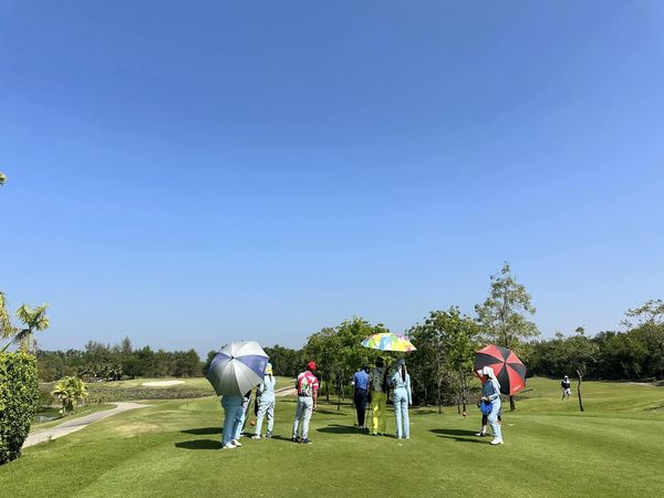 สนามกอล์ฟหริภุญชัย กอล์ฟคลับ nbsp 7 people people golfing golf cart and golf course