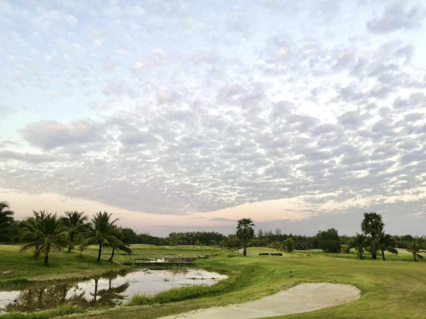 สนามกอล์ฟหริภุญชัย กอล์ฟคลับ nbsp golf twilight golf course and cloud