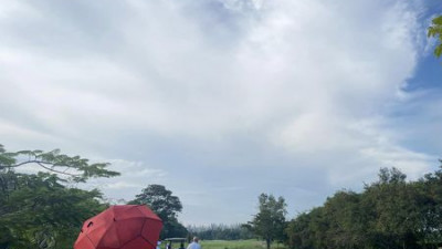 สวัสดีค่ะ เช้าวันแรกของเดือนธันวาคม มาพร้อมกับอากาศที่สดชื่น และบรรยากาศนักกอล์ฟที่คึกคัก