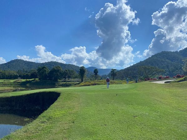 3 people nature golf course and grass 3 people nature golf course and grass