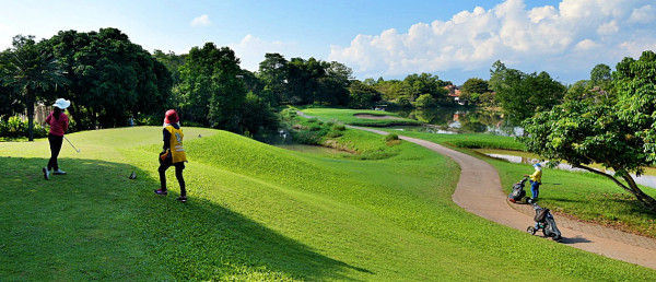 Mae Jo Golf Club And Resort 4 people nature grass and golf course