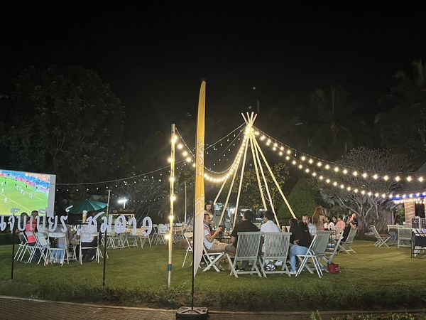 Summit Green Valley Chiangmai Country Club 6 people and outdoors Summit Green Valley Chiangmai Country Club 6 people and outdoors