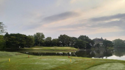 HOLE 18
