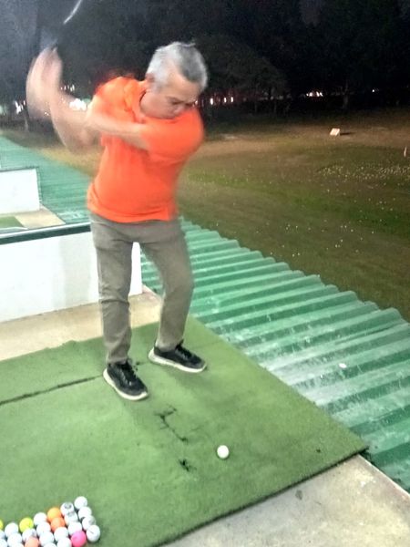 Lanna Golf Club 1 person and golfing