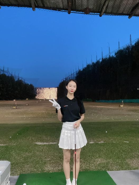 Stardome Golf Club 1 person standing and golf course