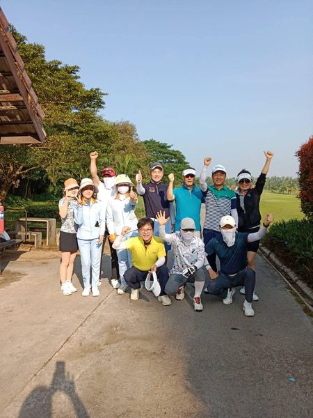 สนามกอล์ฟหริภุญชัย กอล์ฟคลับ